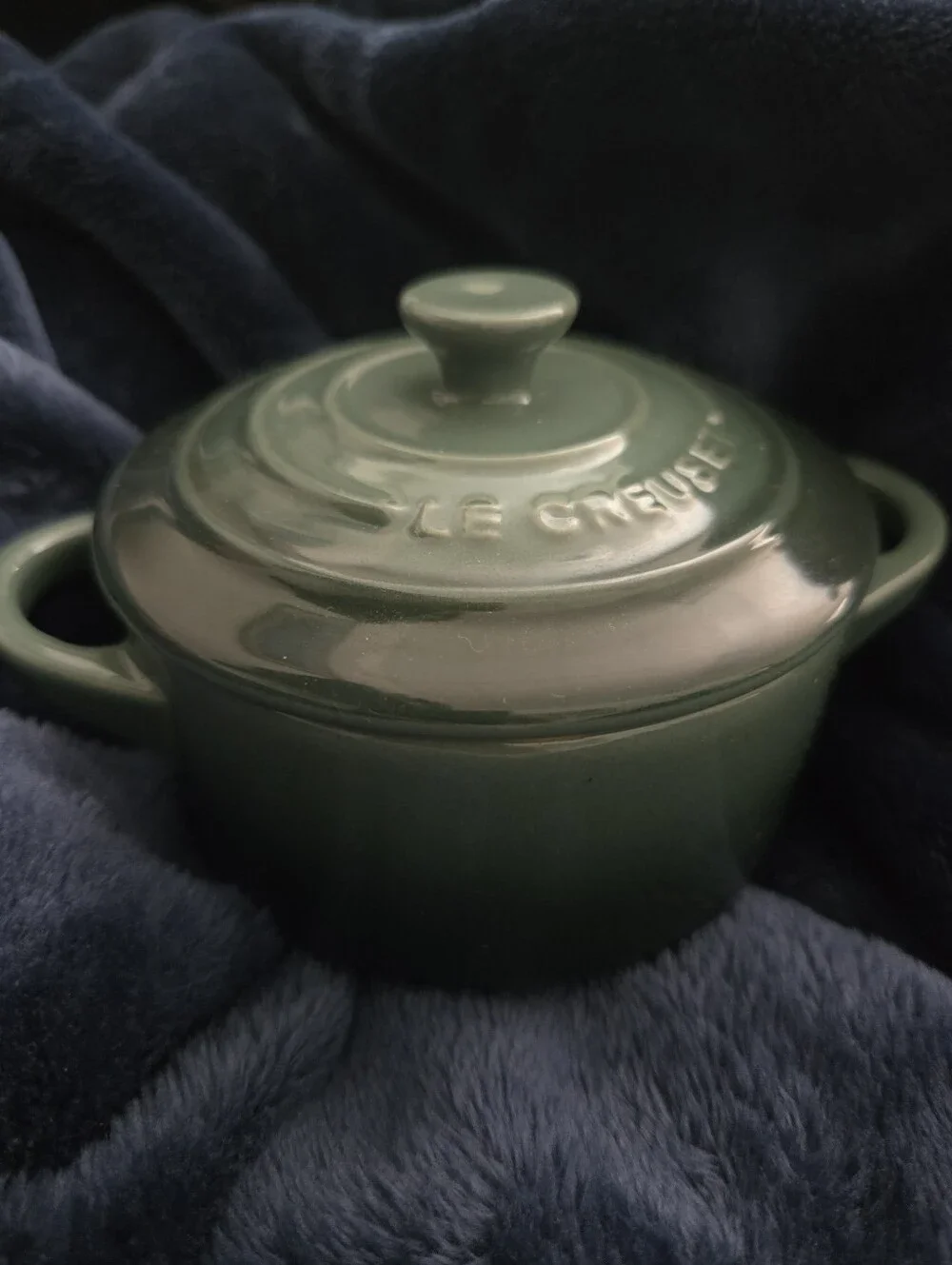 Le Creuset Green Mini Round Cocotte Stoneware 8 Oz Casserole Dish